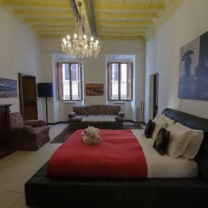 https://la-casa-di-livia-al-pantheon.it-romehotels.com