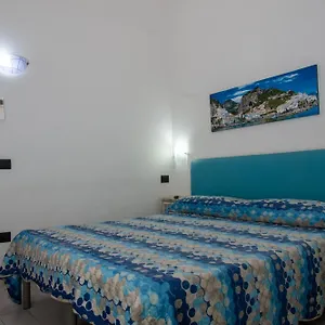 https://palazzo-carafa-della-spina.hotels-amalfi.com